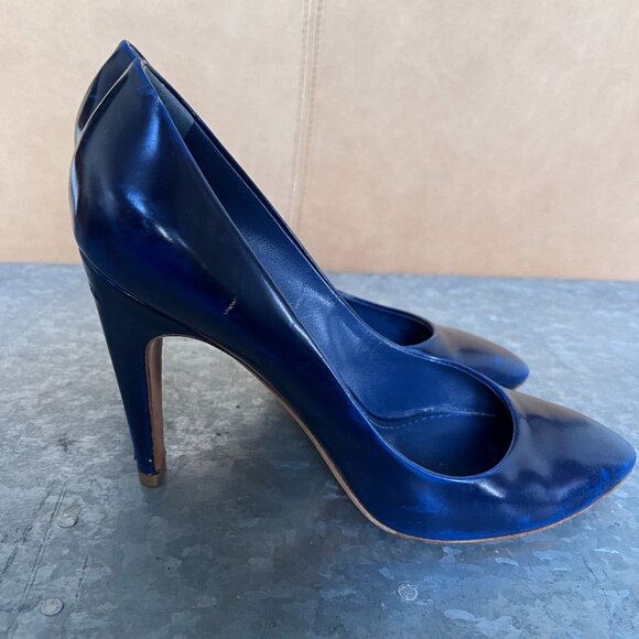 Authentic Louis Vuitton Navy Blue Leather Pumps - Picture 1 of 8
